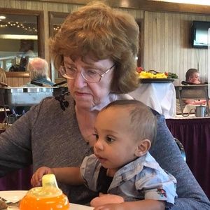 Meet your Posher, Sandy